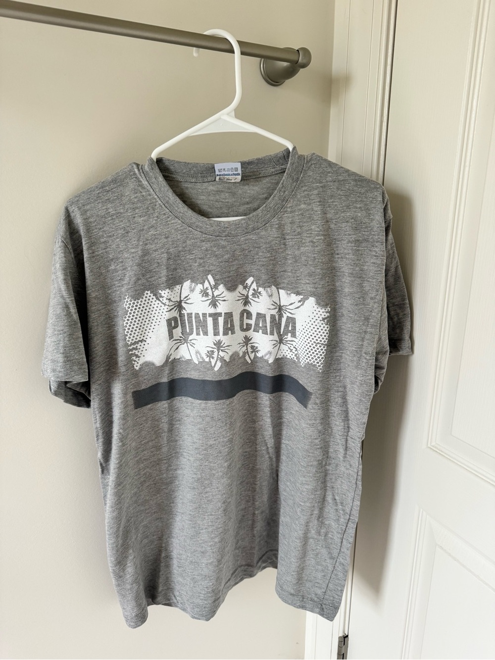 Ocean Dreams Punta Cana Graphic Tee - Gray
